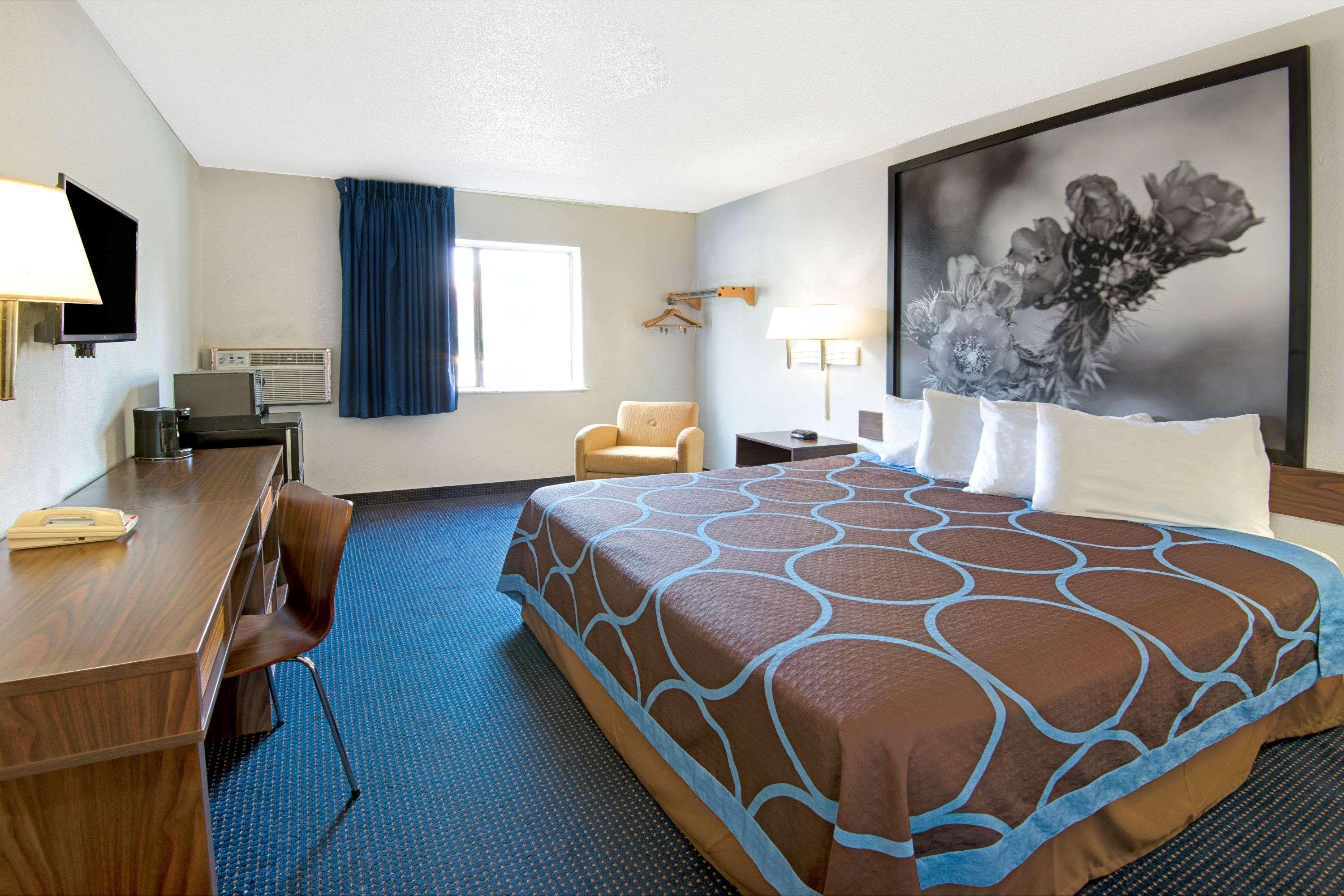 Super 8 By Wyndham Las Cruces University Area Eksteriør billede