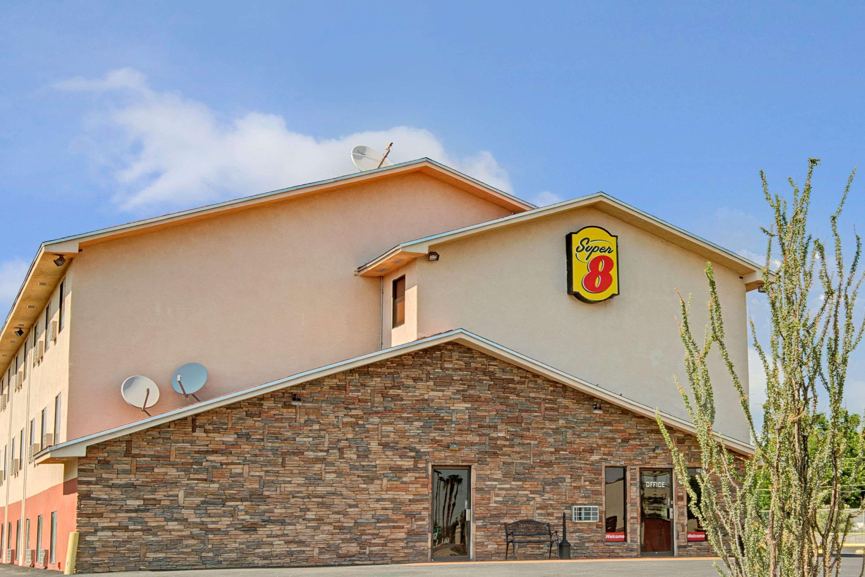 Super 8 By Wyndham Las Cruces University Area Eksteriør billede