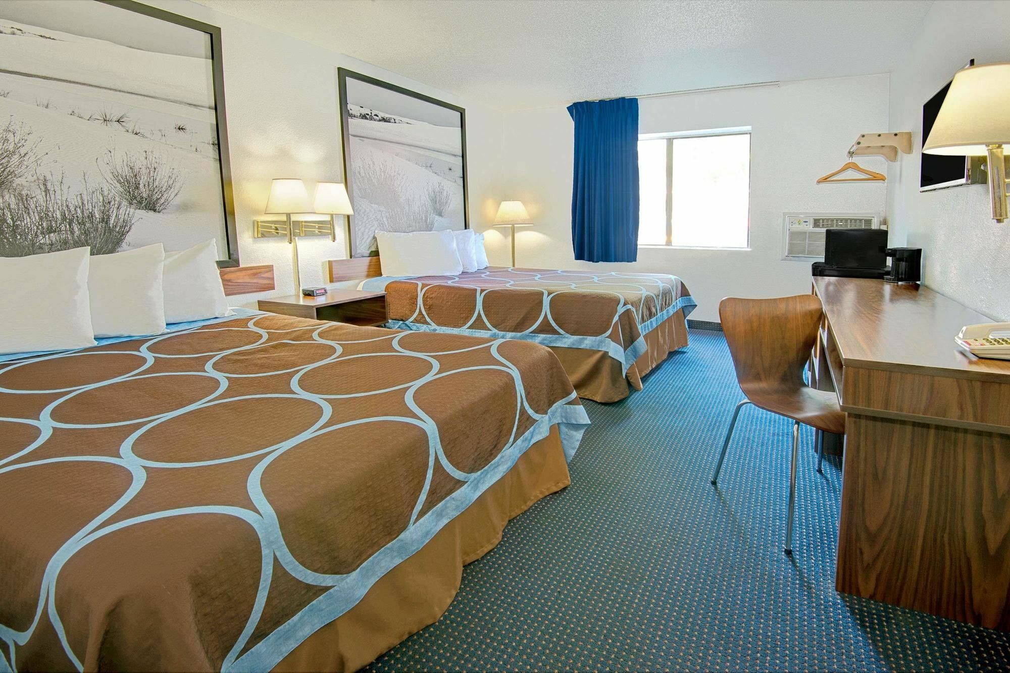 Super 8 By Wyndham Las Cruces University Area Eksteriør billede